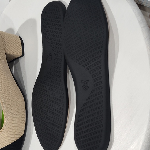 Rothy's The Mary Jane Heel In Cream Captoe Size 8.5 - Picture 11 of 12